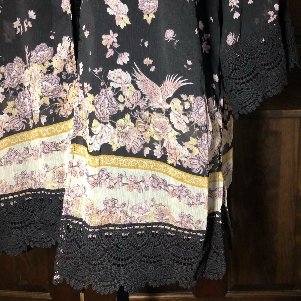 👚Open Blouse Top - Picture 2 of 3